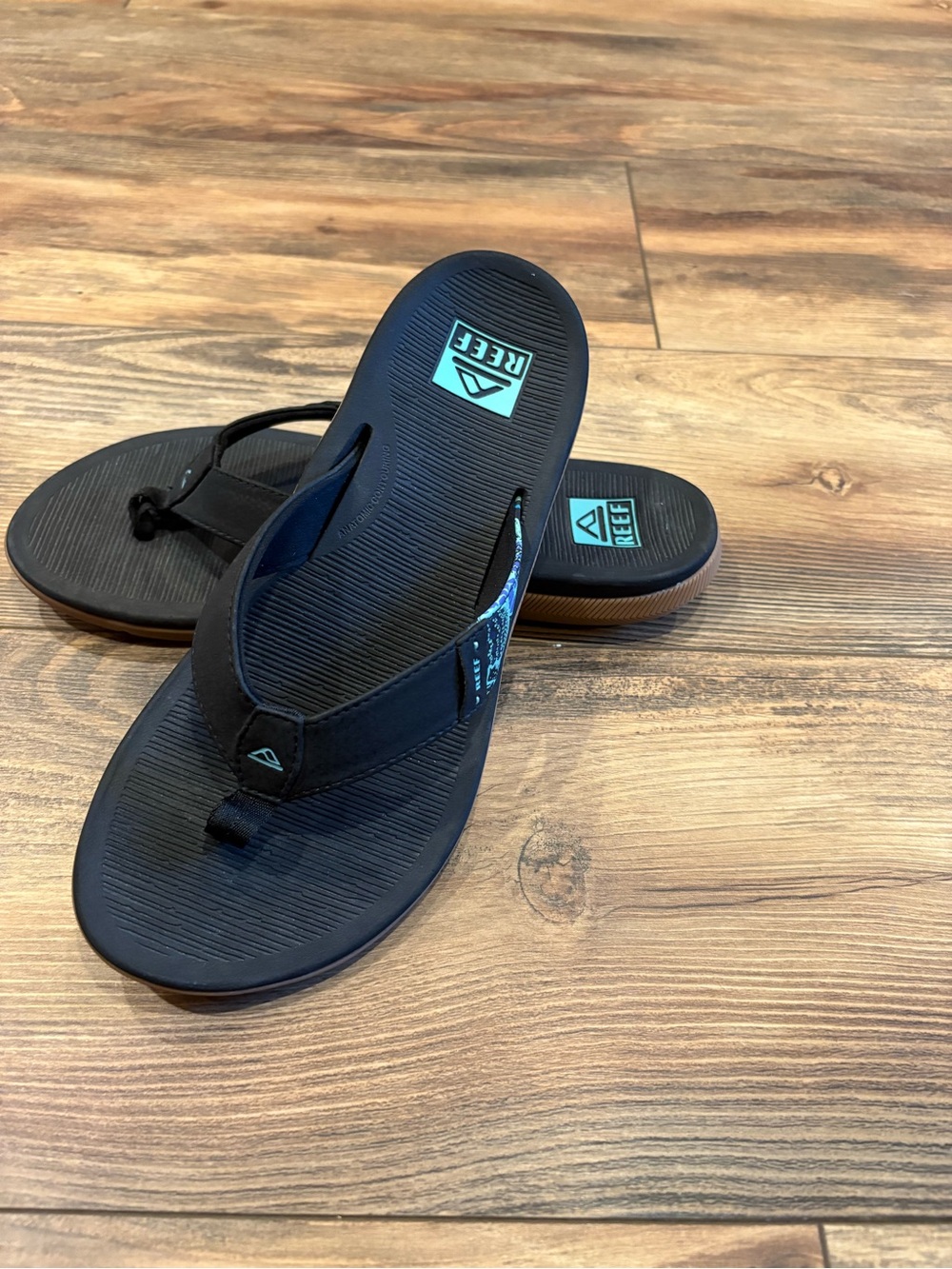 Reef Santa Ana Sandals women’s size 9